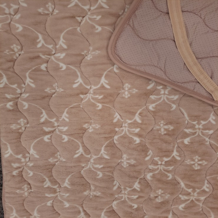 敷きパッド(シングルサイズ・FIBER HEAT)ダマスク柄