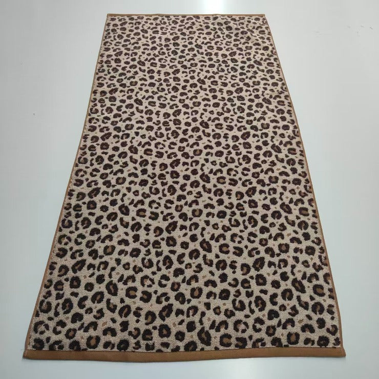 バスタオル（4つのこだわり・ヒョウ柄）