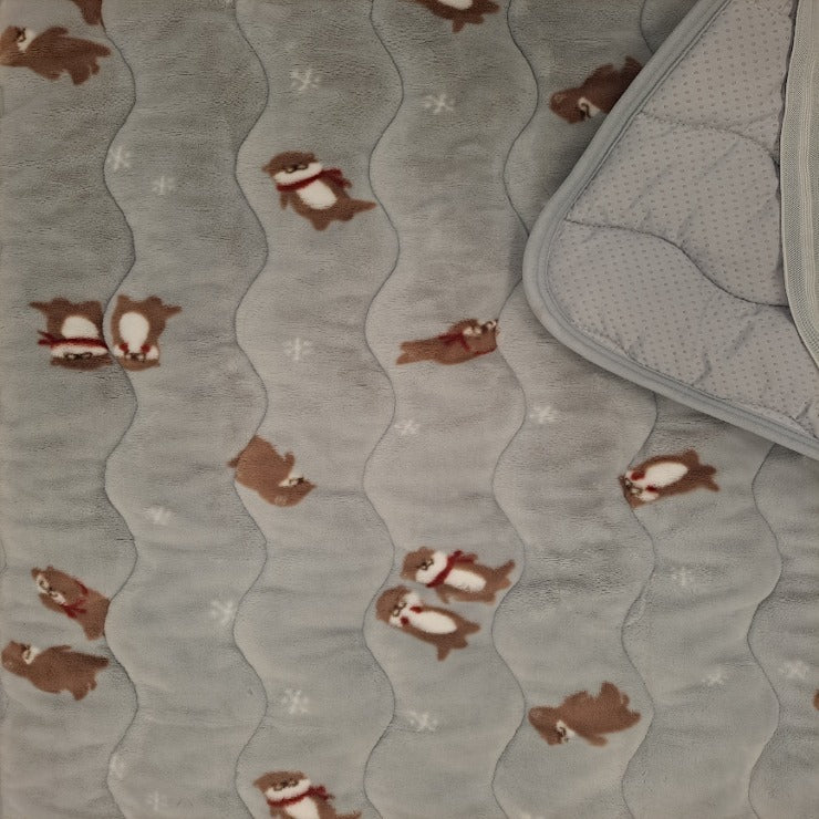 敷きパッド（シングルサイズ・FIBER HEAT）カワウソ柄