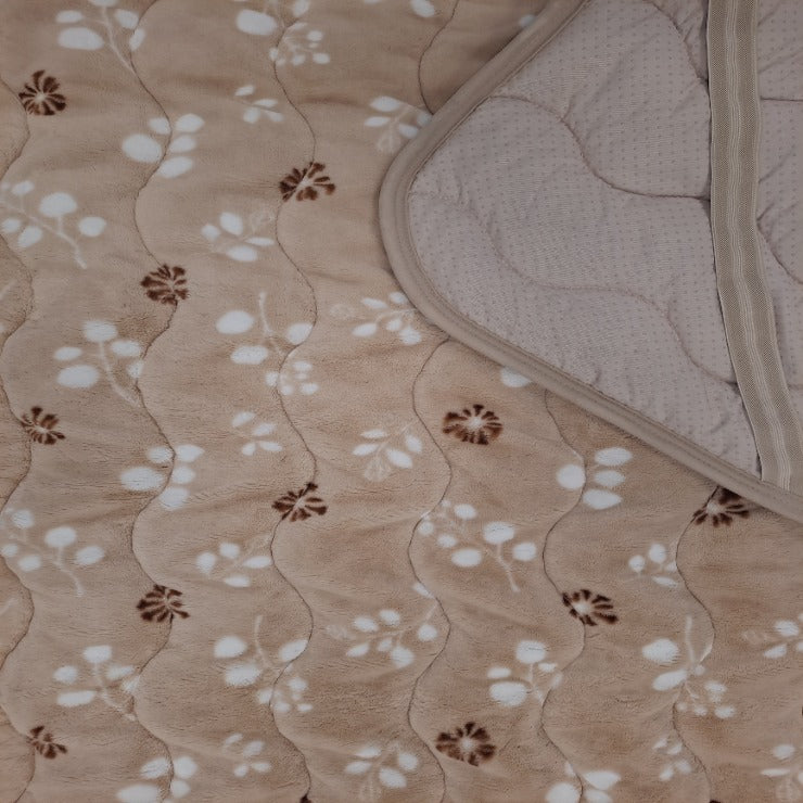 敷きパッド（シングルサイズ・FIBER HEAT）リーフ柄